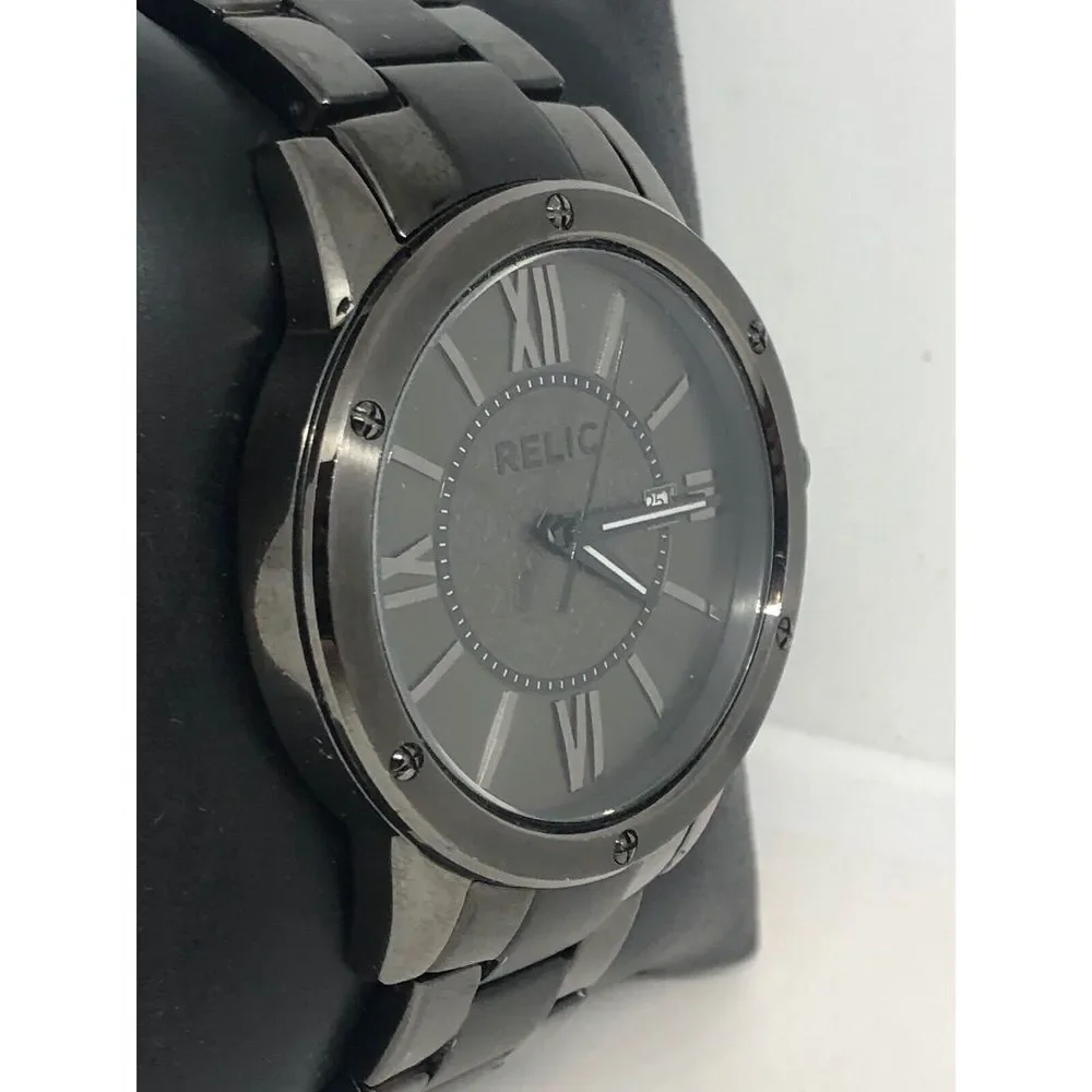 Relic ZR11998 Men Grey Stainless Steel Analog Grey Dial Quartz Wrist Watch HO163